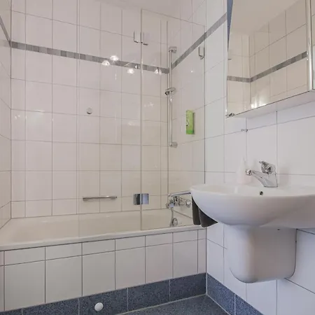 Hotell Landgasthof Rebstock 3*
