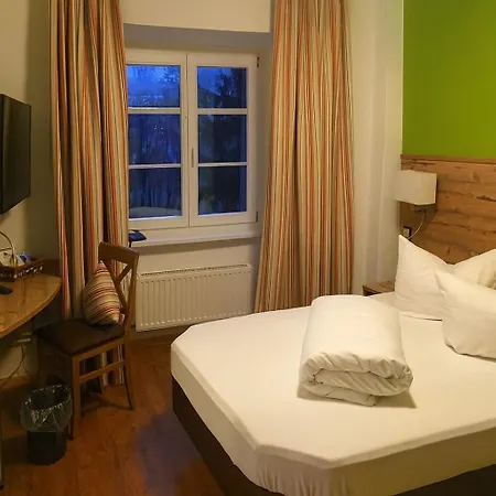 Hotel Landgasthof Rebstock 3*